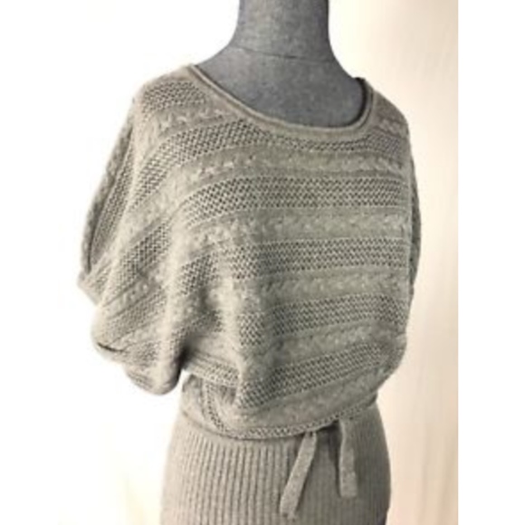 BB Dakota Women's Size S Gray Knit w/ Wool/Angora - Picture 1 of 8